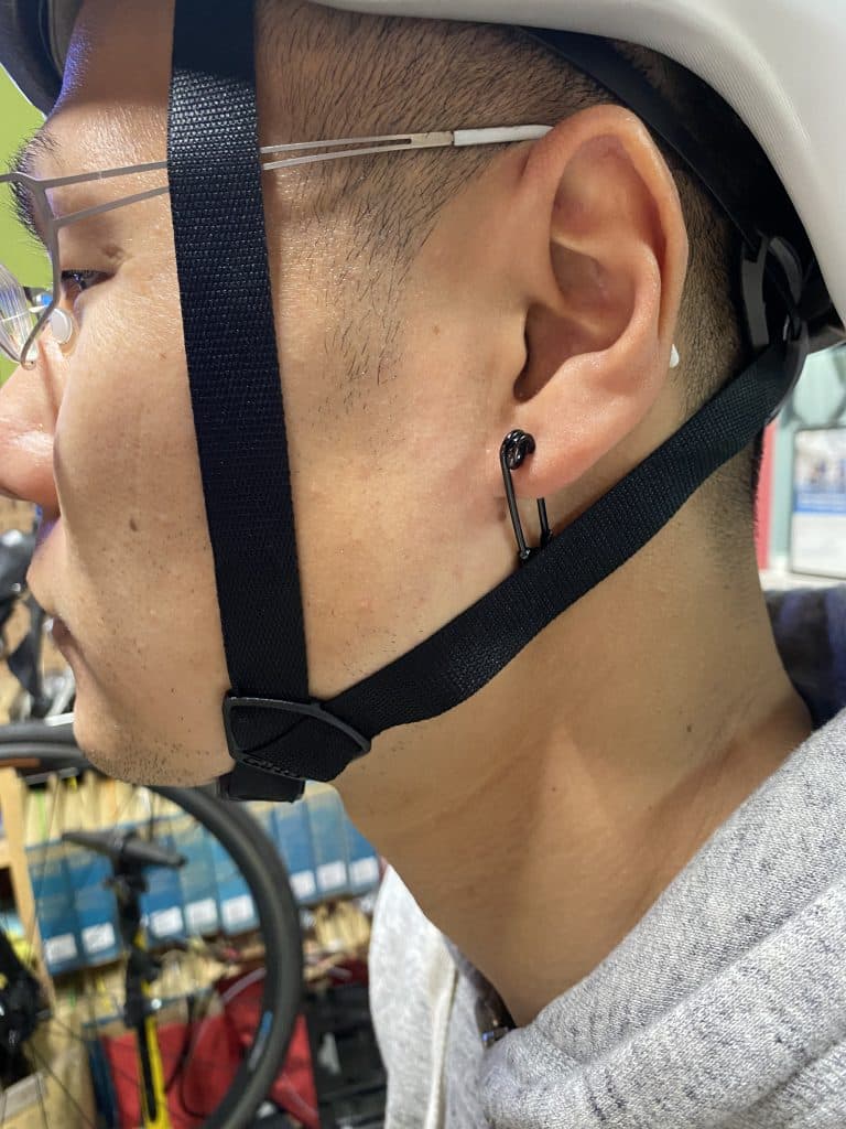 悪い例耳たぶ下
