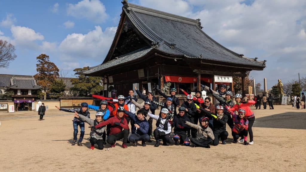 Zポーズ集合写真