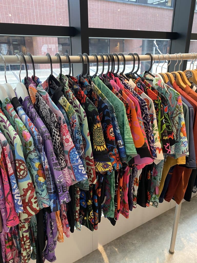 アパレル展示