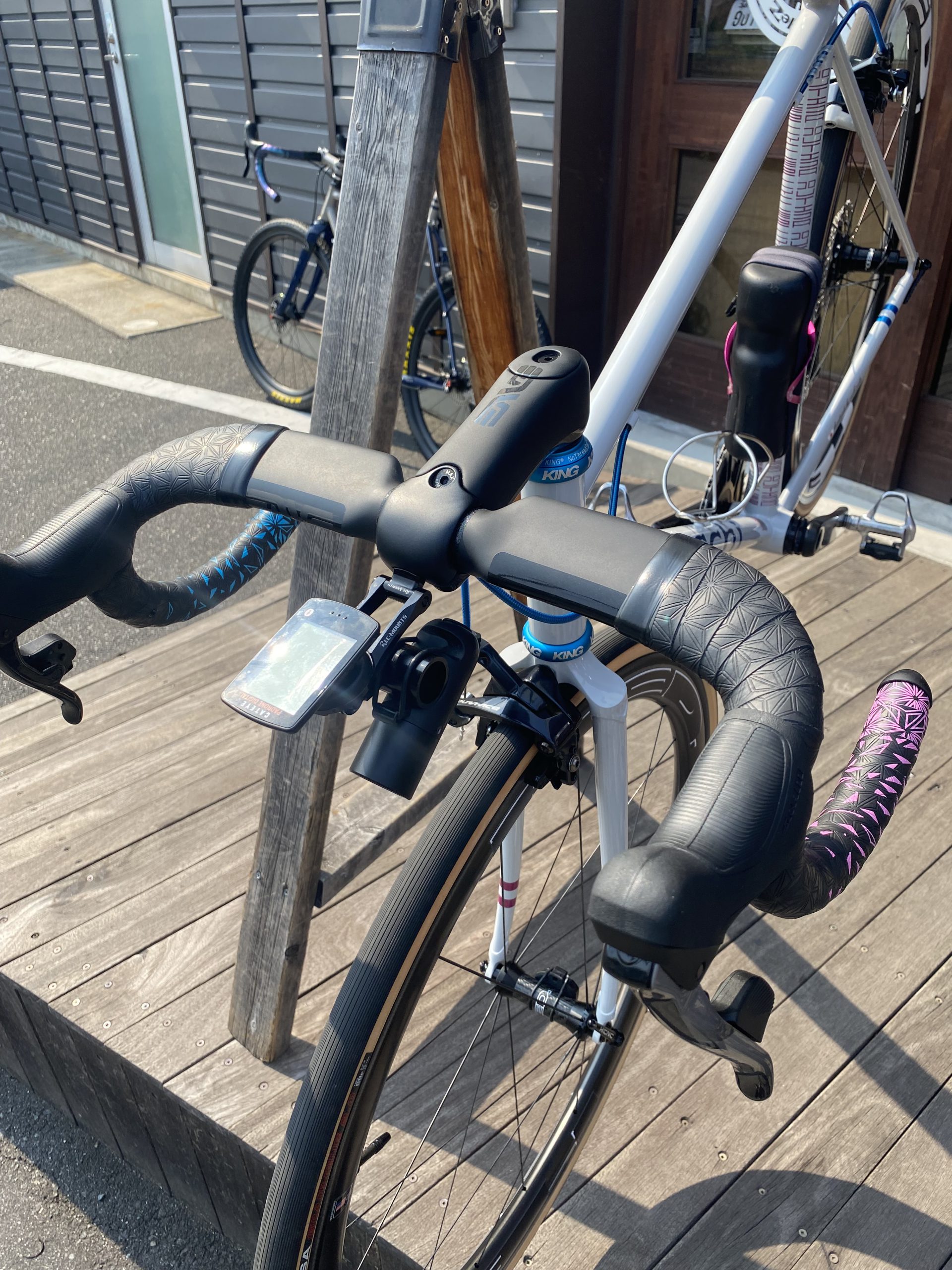 ロードバイクのバーテープを変えてみよう | CycleZ（サイクルゼット）岡山駅すぐのロードバイク・クロスバイク・スポーツ自転車屋さん